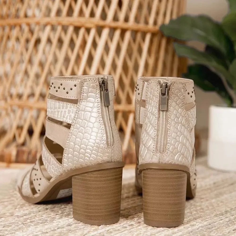 Gimmicks Studded Leather Heeled Sandal - Picture 8 of 9